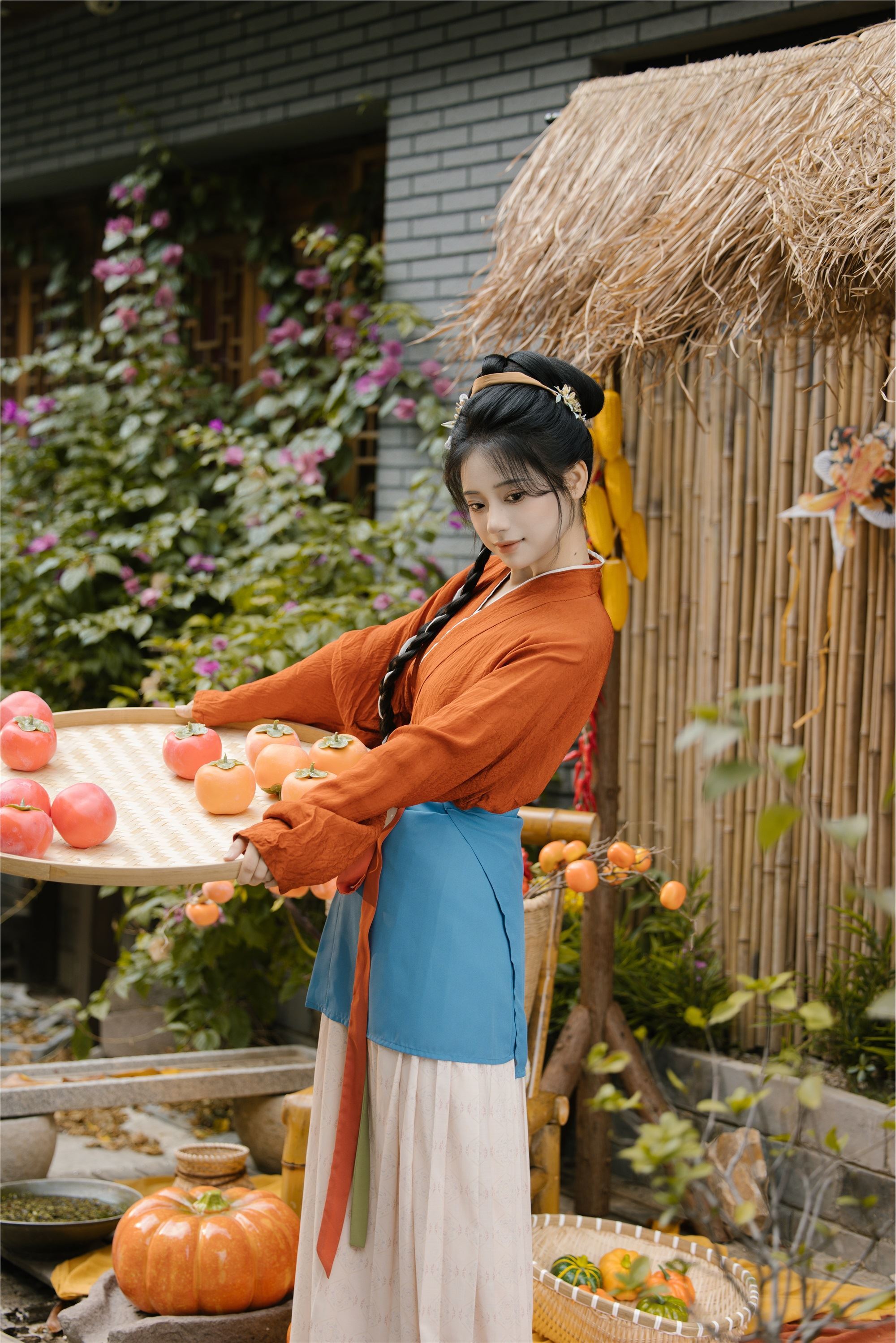 YITUYU艺图语 2025.01.18 晒秋 衔鹿